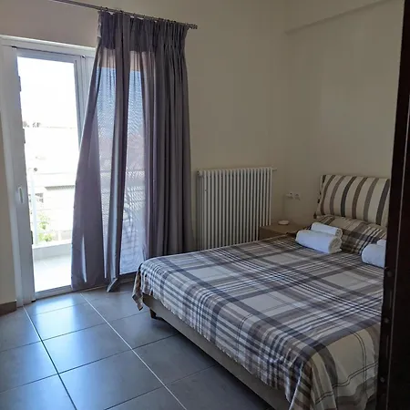 Samaras In Lejlighed Kamena Vourla