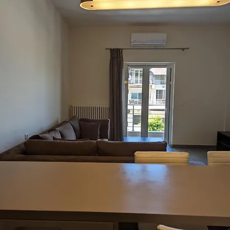 Samaras In * Kamena Vourla