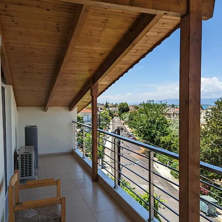 Samaras In * Kamena Vourla