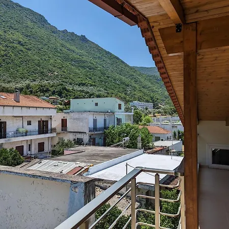 Apartamento Samaras *