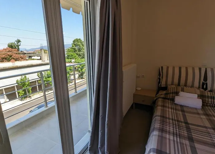 Samaras In Apartment *