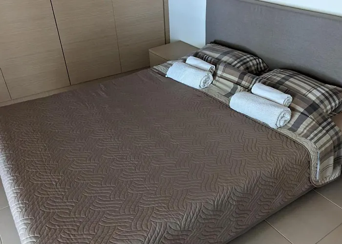 Samaras In Apartment *